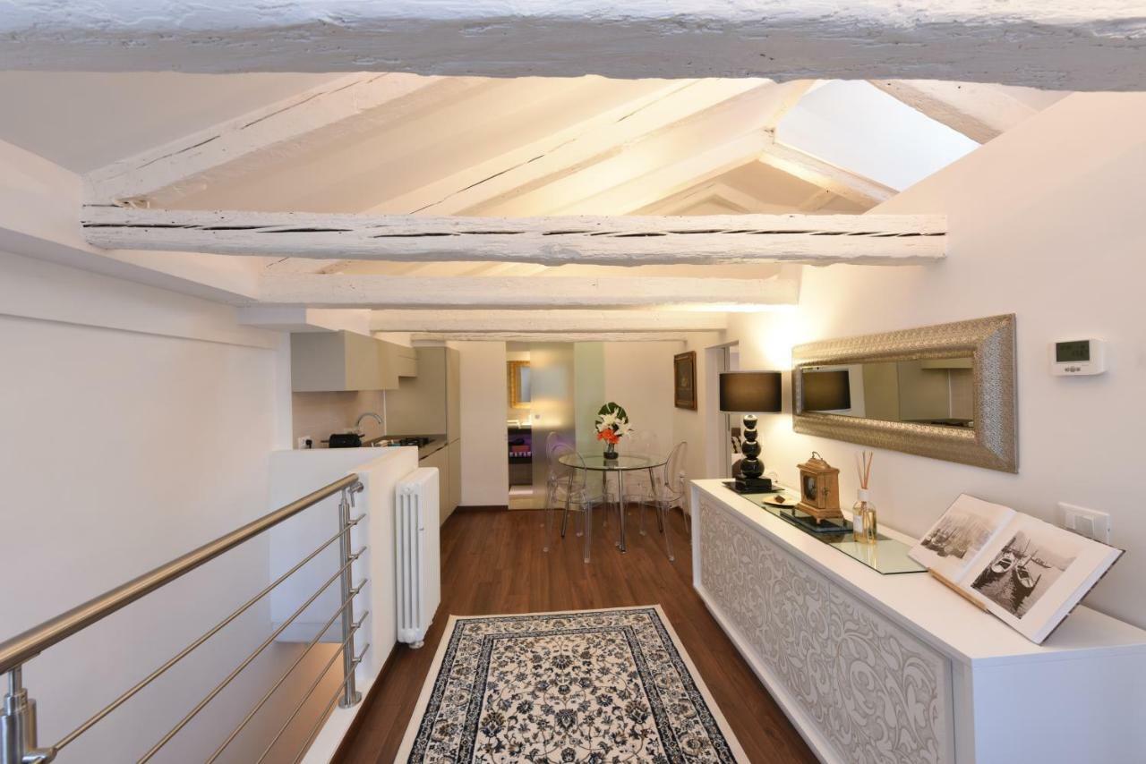 Sweet Apartment Frari Venesia Bagian luar foto